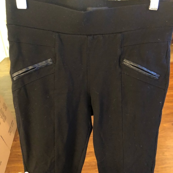 Leggings with faux leather pockets - Picture 3 of 4